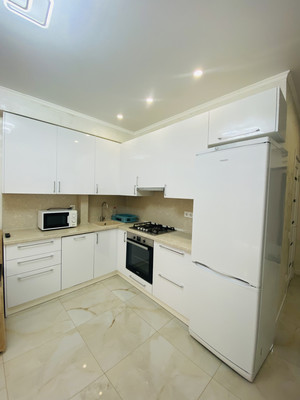 Сдам двухкомнатную (2-комн.) квартиру, Волжская (Центральный р-н) ул, 34к3, Сочи г