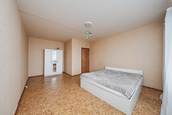 Продам однокомнатную (1-комн.) квартиру, Яна Райниса б-р, 1, Москва г