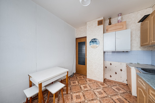 Продам однокомнатную (1-комн.) квартиру, Яна Райниса б-р, 1, Москва г