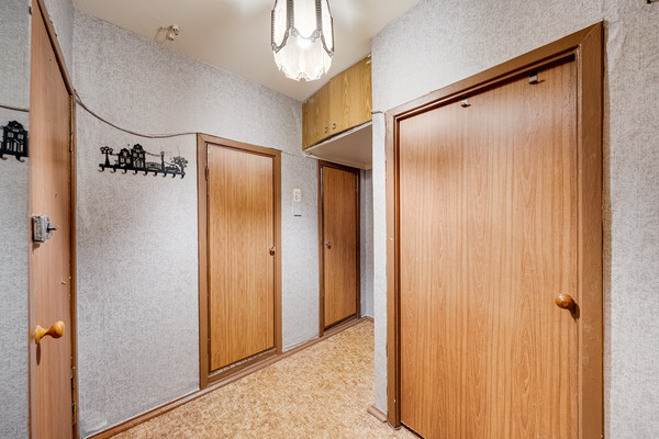 Продам однокомнатную (1-комн.) квартиру, Яна Райниса б-р, 1, Москва г