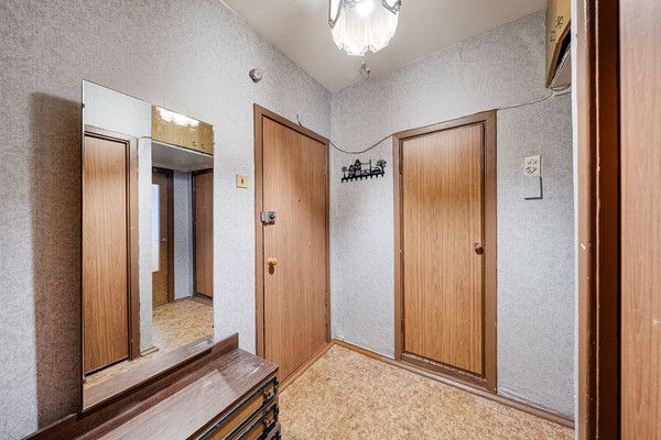 Продам однокомнатную (1-комн.) квартиру, Яна Райниса б-р, 1, Москва г