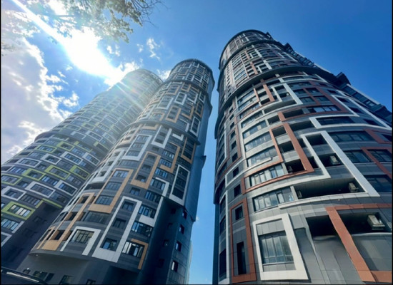 Продам многокомнатную квартиру, 60-летия Октября пр-кт, 17, Москва г