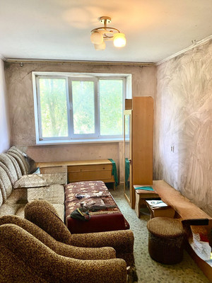 Продам комнату в 5-комн. квартире, Белова ул, 25, Мирное с