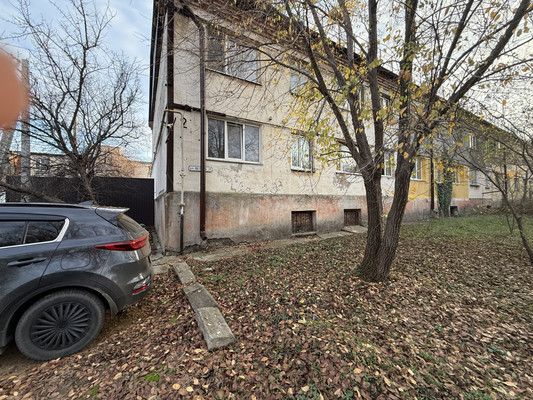 Продам комнату в 5-комн. квартире, Белова ул, 25, Мирное с