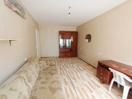 Продам двухкомнатную (2-комн.) квартиру, им. 40-летия Победы ул, 99, Краснодар г