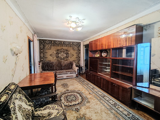 Продам трехкомнатную (3-комн.) квартиру, им. Стасова ул, 142, Краснодар г