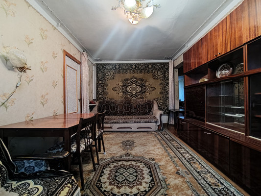 Продам трехкомнатную (3-комн.) квартиру, им. Стасова ул, 142, Краснодар г