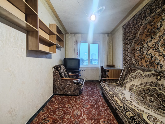 Продам трехкомнатную (3-комн.) квартиру, им. Стасова ул, 142, Краснодар г