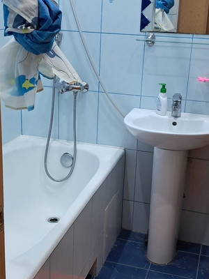 Продам трехкомнатную (3-комн.) квартиру, Деповская ул, 21А, Туапсе г