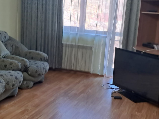 Продам трехкомнатную (3-комн.) квартиру, Деповская ул, 21А, Туапсе г