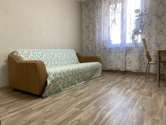 Продам трехкомнатную (3-комн.) квартиру, Авиаторов Балтики пр-кт, 19, Мурино п
