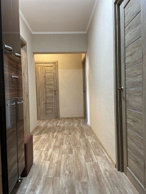 Продам трехкомнатную (3-комн.) квартиру, Авиаторов Балтики пр-кт, 19, Мурино п