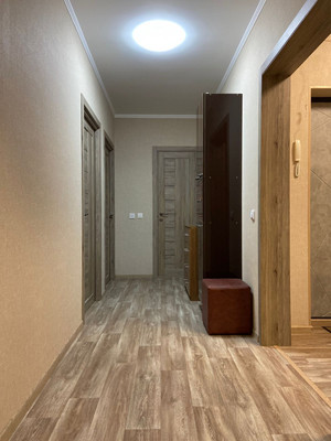 Продам трехкомнатную (3-комн.) квартиру, Авиаторов Балтики пр-кт, 19, Мурино п