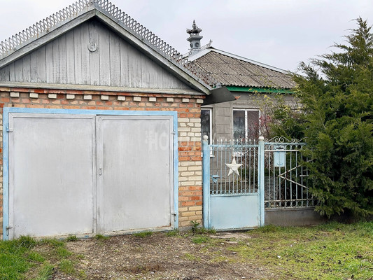 Продам дом, Комарова ул, 80, Каневская ст-ца, 0 км от города