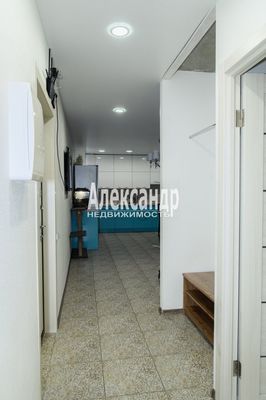 Продам трехкомнатную (3-комн.) квартиру, Шувалова ул, 50, Мурино п