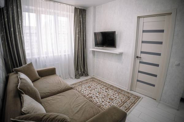 Продам однокомнатную (1-комн.) квартиру, им. Петра Метальникова ул, 3/1к1, Краснодар г