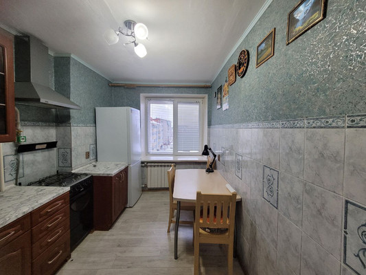 Продам двухкомнатную (2-комн.) квартиру, Чехова ул, 26, Ханты-Мансийск г