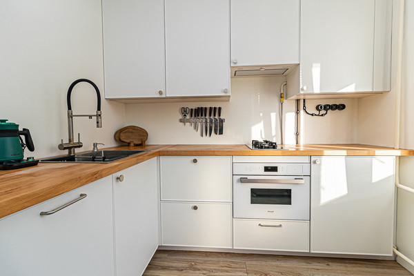 Продам однокомнатную (1-комн.) квартиру, 1-го Мая ул, 232, Краснодар г