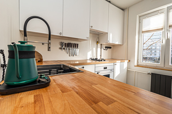 Продам однокомнатную (1-комн.) квартиру, 1-го Мая ул, 232, Краснодар г