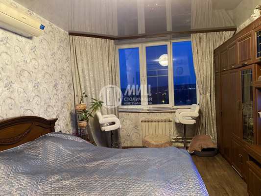 Продам двухкомнатную (2-комн.) квартиру, Войкова ул, 1, Наро-Фоминск г