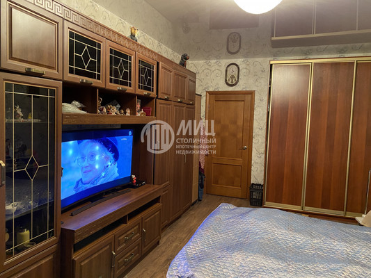 Продам двухкомнатную (2-комн.) квартиру, Войкова ул, 1, Наро-Фоминск г