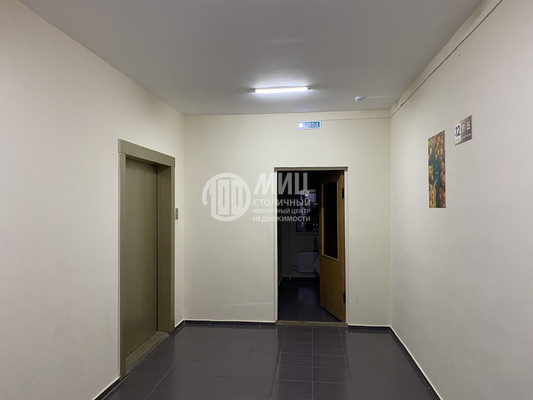 Продам двухкомнатную (2-комн.) квартиру, Войкова ул, 1, Наро-Фоминск г