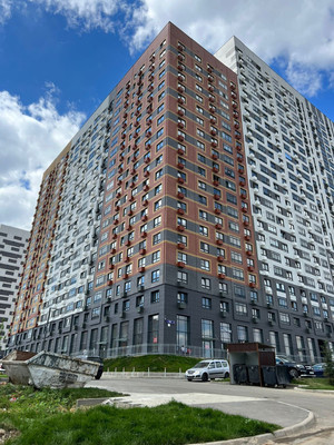 Продам трехкомнатную (3-комн.) квартиру, Южный (Южная Битца мкр.) б-р, 4, Битца п