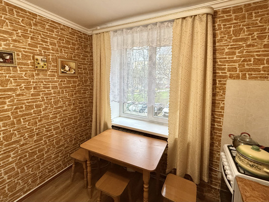 Продам однокомнатную (1-комн.) квартиру, им. Матэ Залки ул, 5, Симферополь г