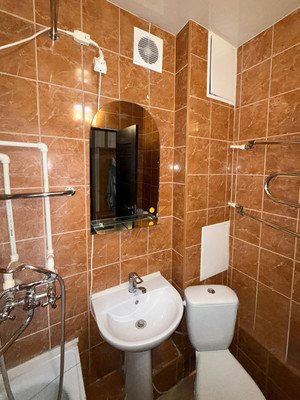 Продам однокомнатную (1-комн.) квартиру, им. Матэ Залки ул, 5, Симферополь г