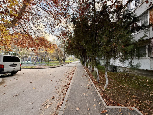 Продам однокомнатную (1-комн.) квартиру, 1 Конной Армии ул, 19, Симферополь г