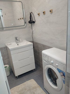 Сдам однокомнатную (1-комн.) квартиру, Искры (Адлерский р-н) ул, 88к2, Сочи г