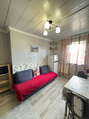 Продам однокомнатную (1-комн.) квартиру, Армавирская (Лазаревский р-н) ул, 113кВ, Сочи г