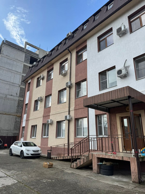 Продам однокомнатную (1-комн.) квартиру, Армавирская (Лазаревский р-н) ул, 113кВ, Сочи г