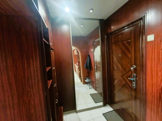 Продам однокомнатную (1-комн.) квартиру, Россошанская ул, 13к1, Москва г