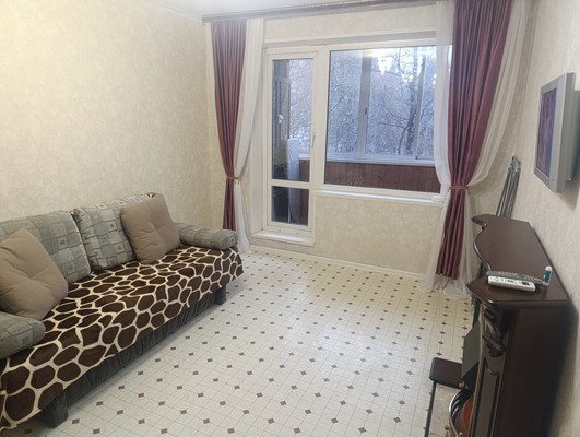 Продам однокомнатную (1-комн.) квартиру, Россошанская ул, 13к1, Москва г