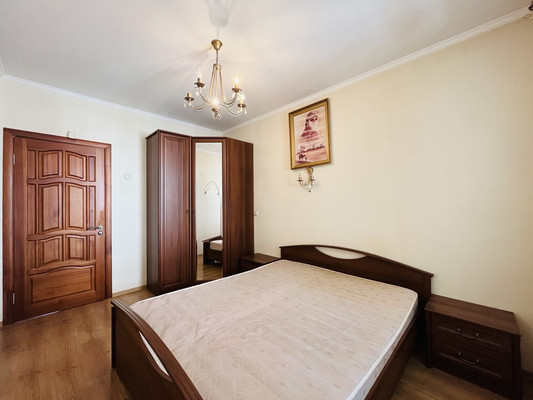 Продам трехкомнатную (3-комн.) квартиру, Видова ул, 157, Новороссийск г