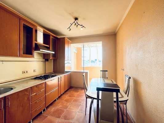 Продам трехкомнатную (3-комн.) квартиру, Видова ул, 157, Новороссийск г