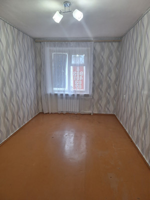 Продам двухкомнатную (2-комн.) квартиру, Ленина ул, 65, Волгодонск г