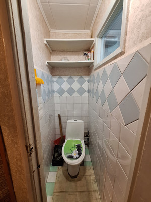 Продам двухкомнатную (2-комн.) квартиру, Ленина ул, 65, Волгодонск г