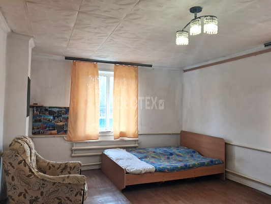 Продам двухкомнатную (2-комн.) квартиру, Красная ул, 36, Горячий Ключ г