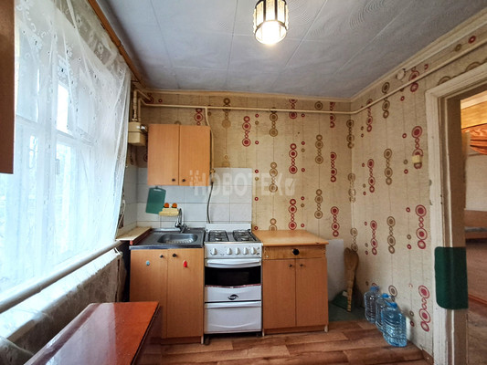 Продам двухкомнатную (2-комн.) квартиру, Красная ул, 36, Горячий Ключ г