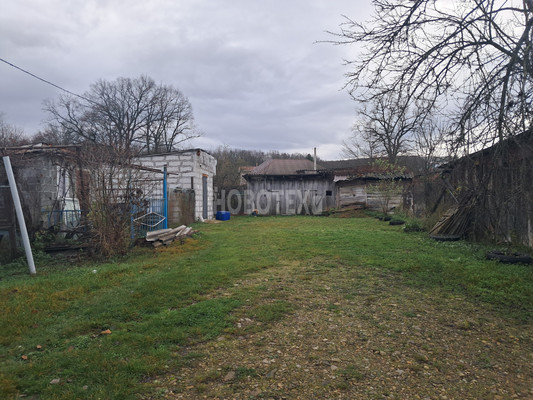 Продам двухкомнатную (2-комн.) квартиру, Красная ул, 36, Горячий Ключ г