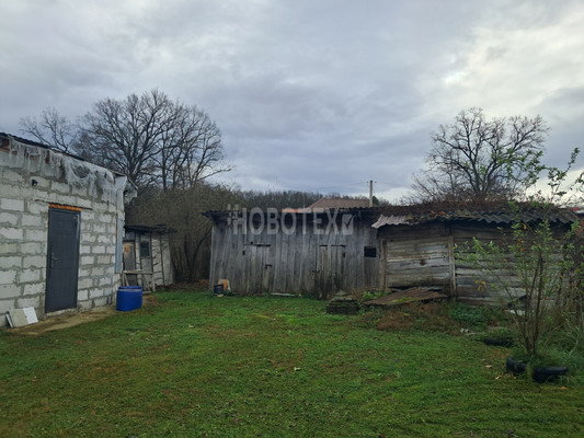 Продам двухкомнатную (2-комн.) квартиру, Красная ул, 36, Горячий Ключ г