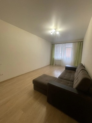 Продам трехкомнатную (3-комн.) квартиру, Венеры ул, 9/5, Верхнетемерницкий п