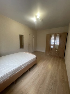 Продам трехкомнатную (3-комн.) квартиру, Венеры ул, 9/5, Верхнетемерницкий п