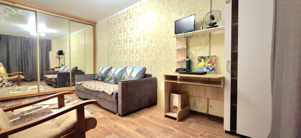 Продам трехкомнатную (3-комн.) квартиру, Донская ул, 46, Цимлянск г