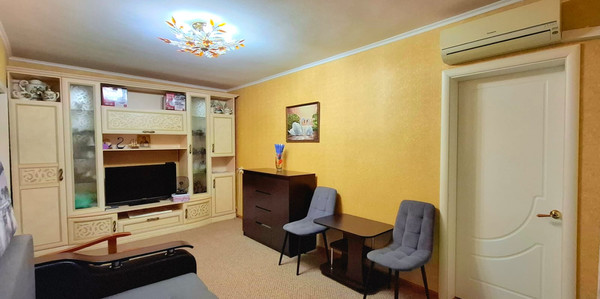 Продам трехкомнатную (3-комн.) квартиру, Донская ул, 46, Цимлянск г