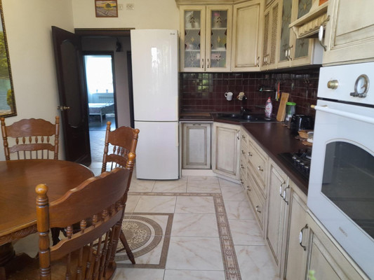 Продам , Лазоревый пр-кт, 16Б, Волгодонск г, 0 км от города