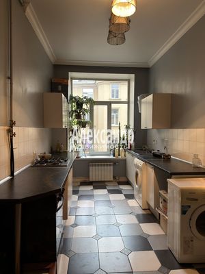 Продам 2-комн. в 10-комн. квартире, Большой П.С. пр-кт, 49/18, Санкт-Петербург г