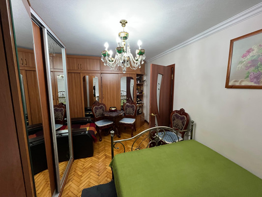 Продам двухкомнатную (2-комн.) квартиру, Кирова ул, 10, Нальчик г